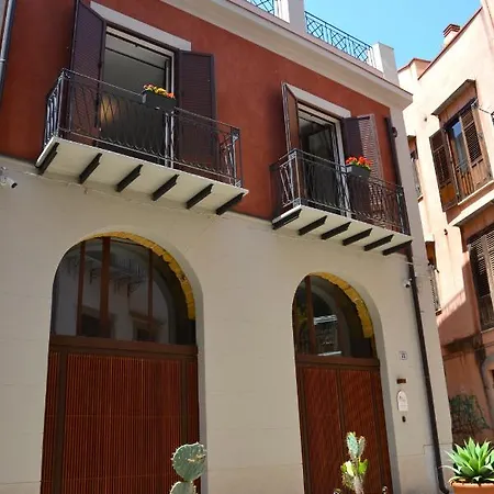 Isula Guest house *