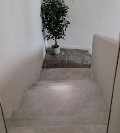 Isula Πανσιόν Παλέρμο