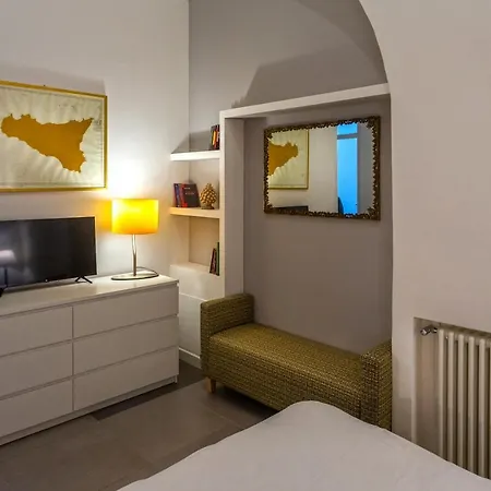 بيت ضيافة Isula باليرمو